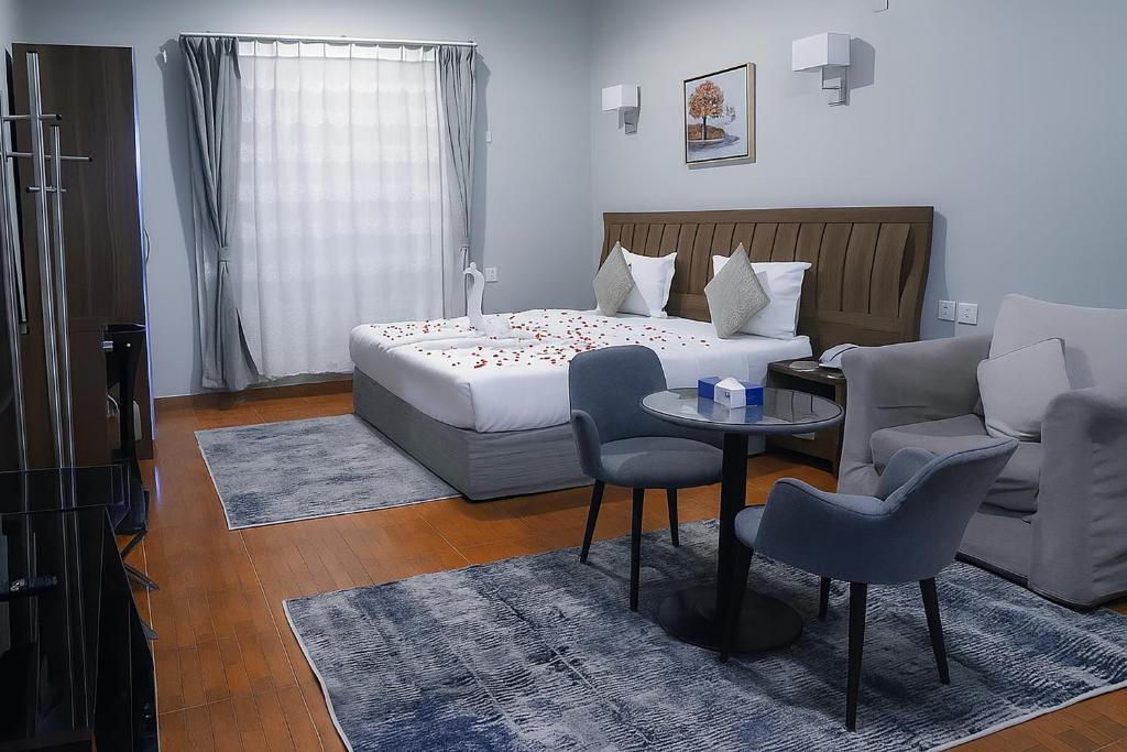 Four Seasons Residential Units