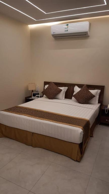 Khalifa Serviced Apartments