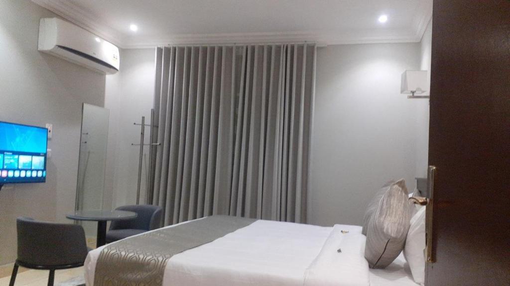 Guest Suites